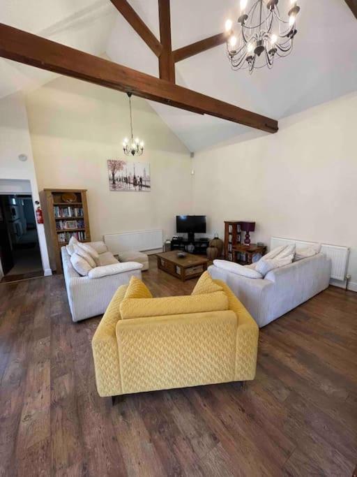 The Old Hay Barn - Games Room, Gym, Sleeps 8 * Godmanchester
