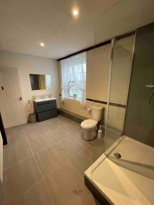 Дом отдыха The Old Hay Barn - Games Room, Gym, Sleeps 8 Godmanchester